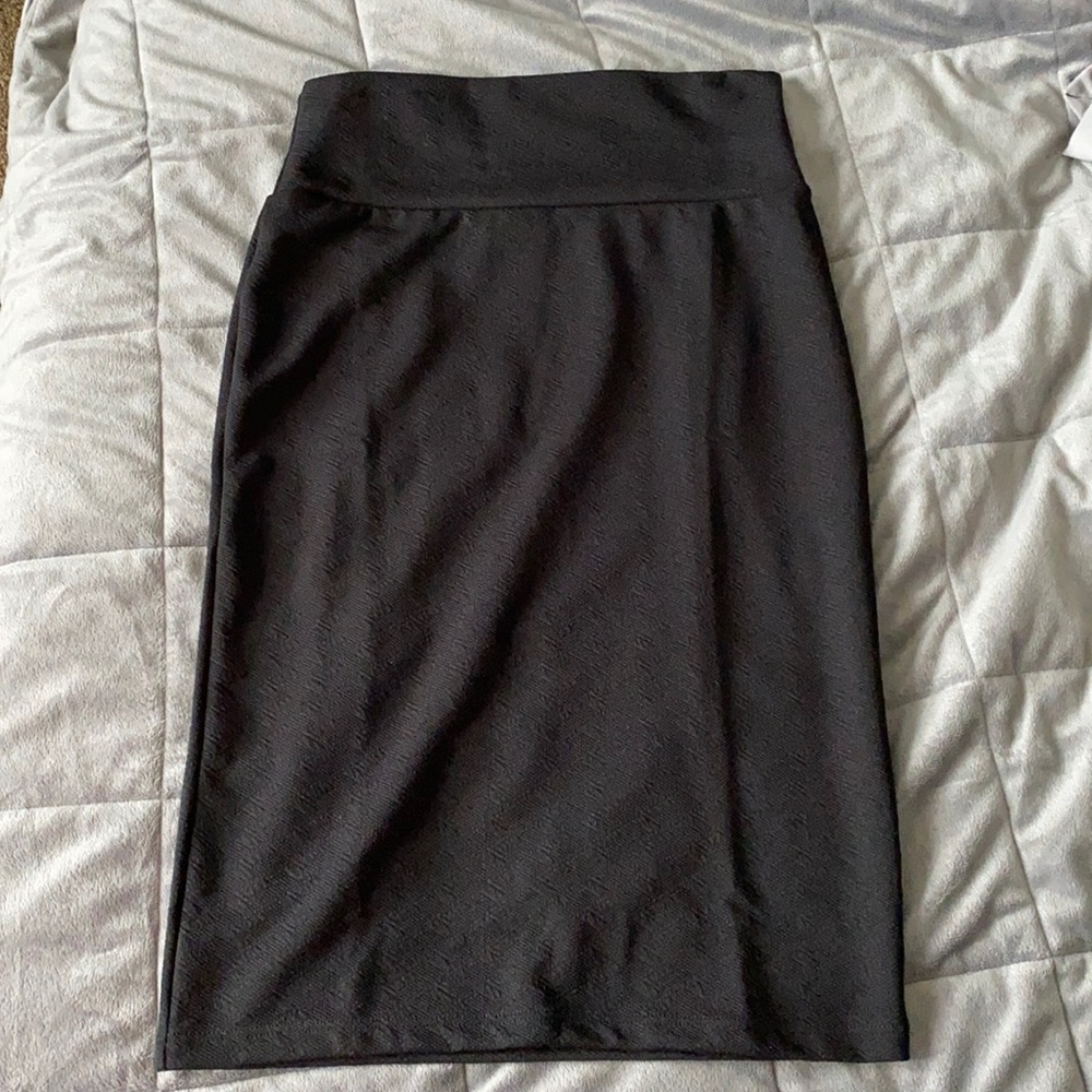 LuLaRoe Blxk Cassie Skirt xs